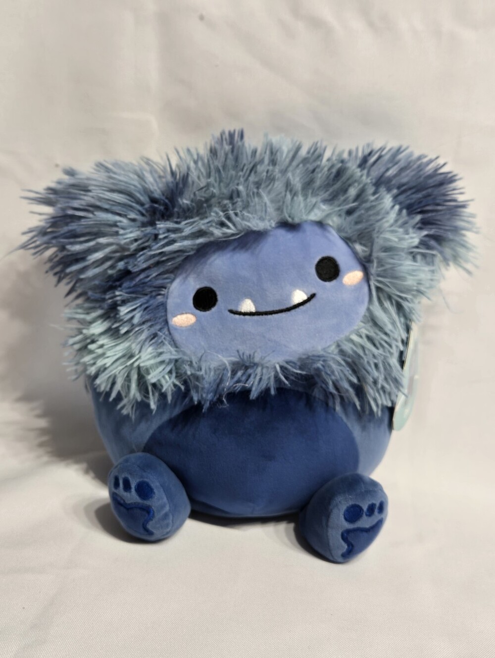 8" Squishmallows Dani Bigfoot Plush Yeti Stuffed Animal Like New!